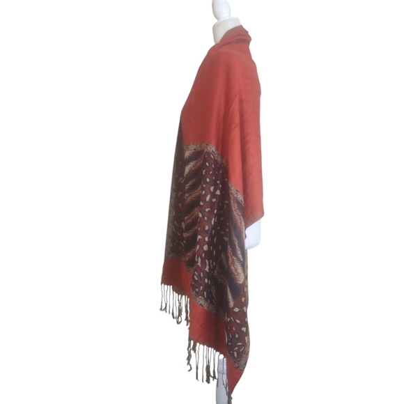 Pashmina Scarf Red/Gold Exotic Design Reversible - Picture 2 of 6